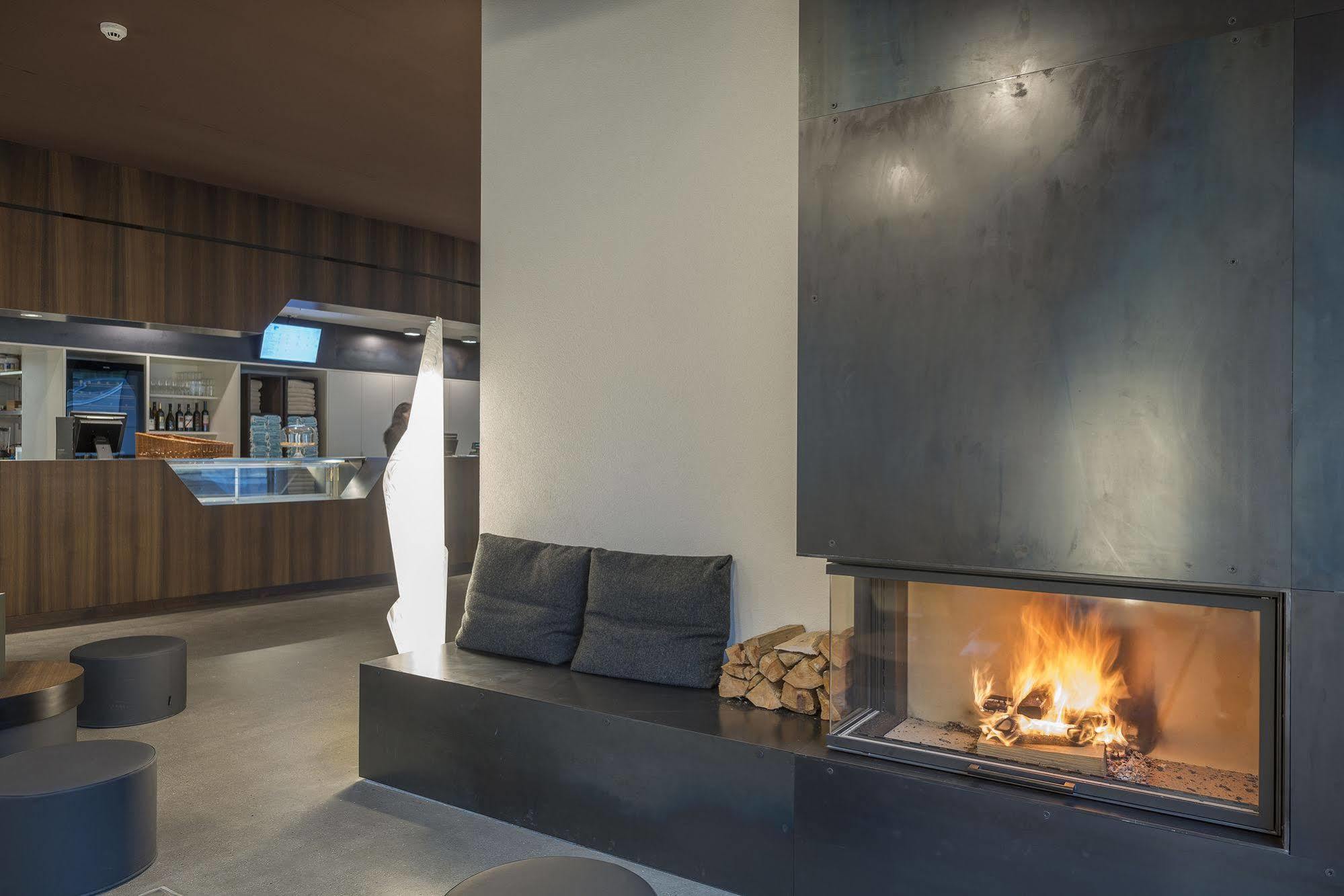 Wellnesshostel4000 Hostel